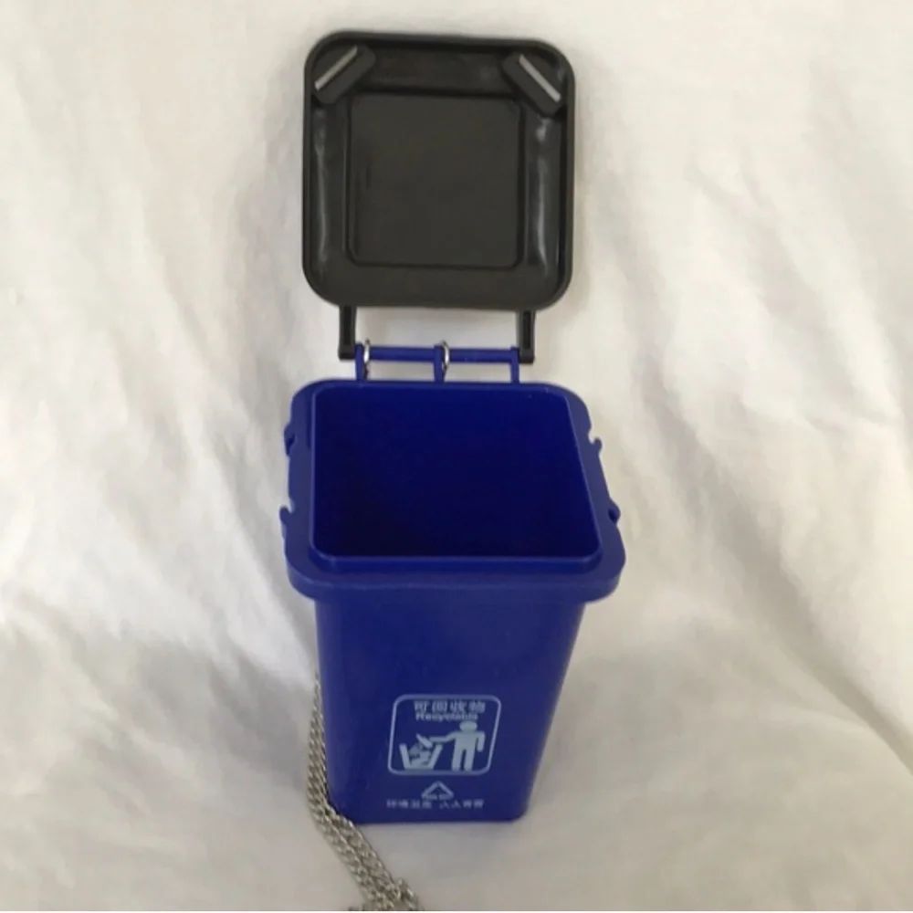 Recycle Bin Purse / Cup